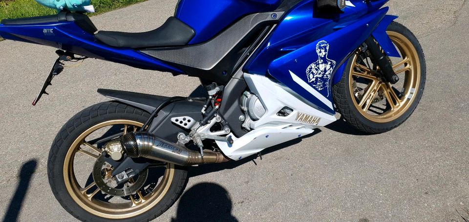 Yamaha yzf-r 125er A1 in Tettnang