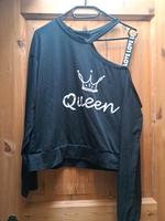 Asymmetrischer Crop Pullover Sachsen - Meißen Vorschau