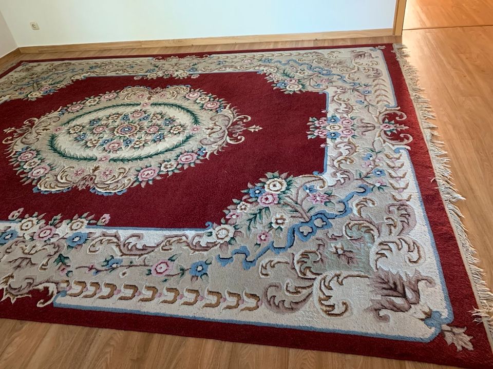 Orientalischer / (handgeknüpfter) indischer Teppich - 350x270 cm in Essen