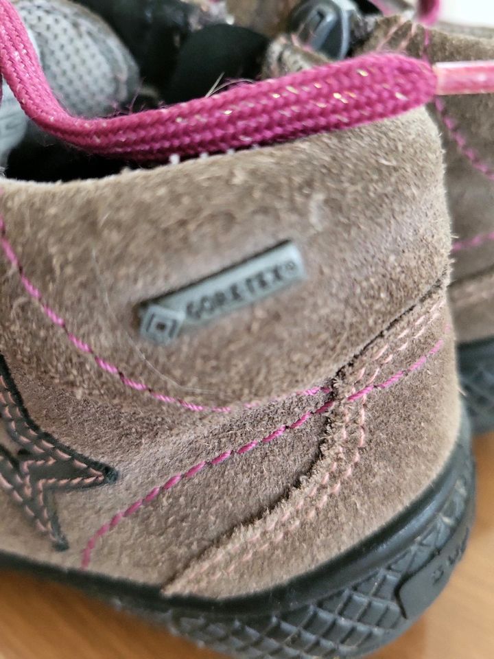 Superfit Schuhe, gr. 27, grau/pink in Achern