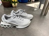 Nike Air Max Turnschuhe Größe 40 Bremen - Vegesack Vorschau