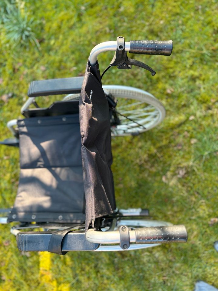 Meyra Rollstuhl mit elektrischer Schiebehilfe (Viamobil) in Handorf