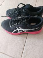 NEU Asics Gt-1000 Road Running Shoes Größe 36 Frauen -Laufschuhe Düsseldorf - Friedrichstadt Vorschau