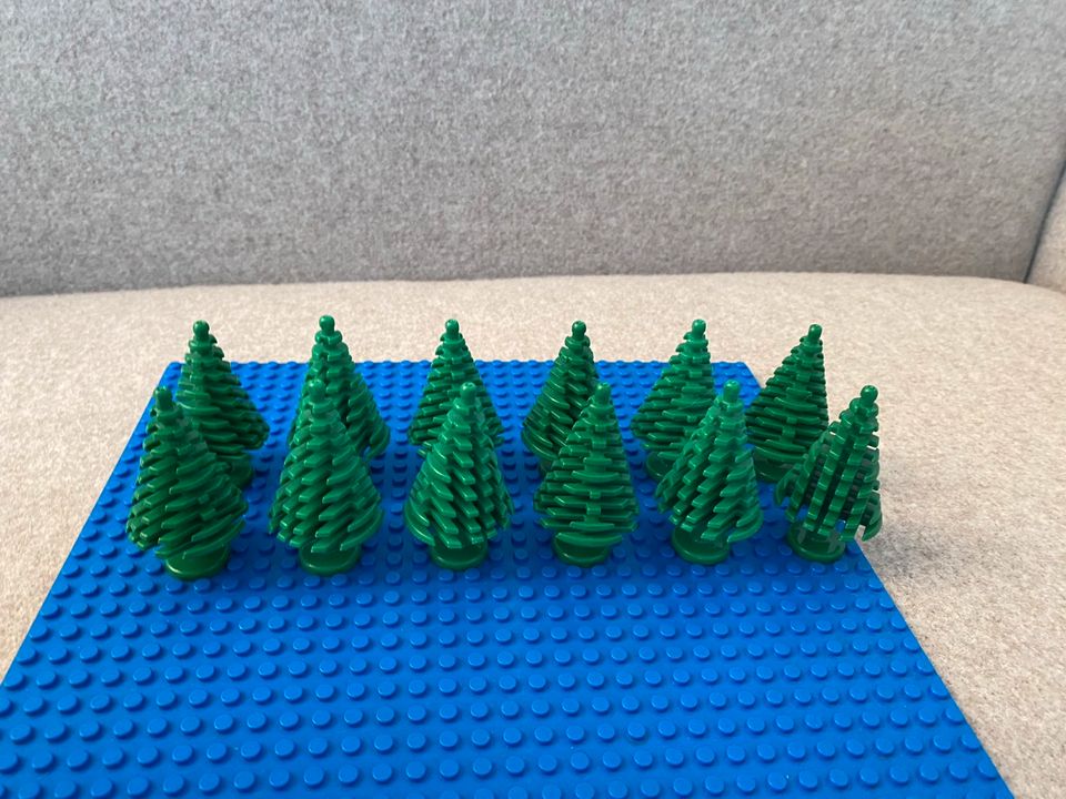 12x Lego Baum Tanne grün Wald Bäume in Bensheim