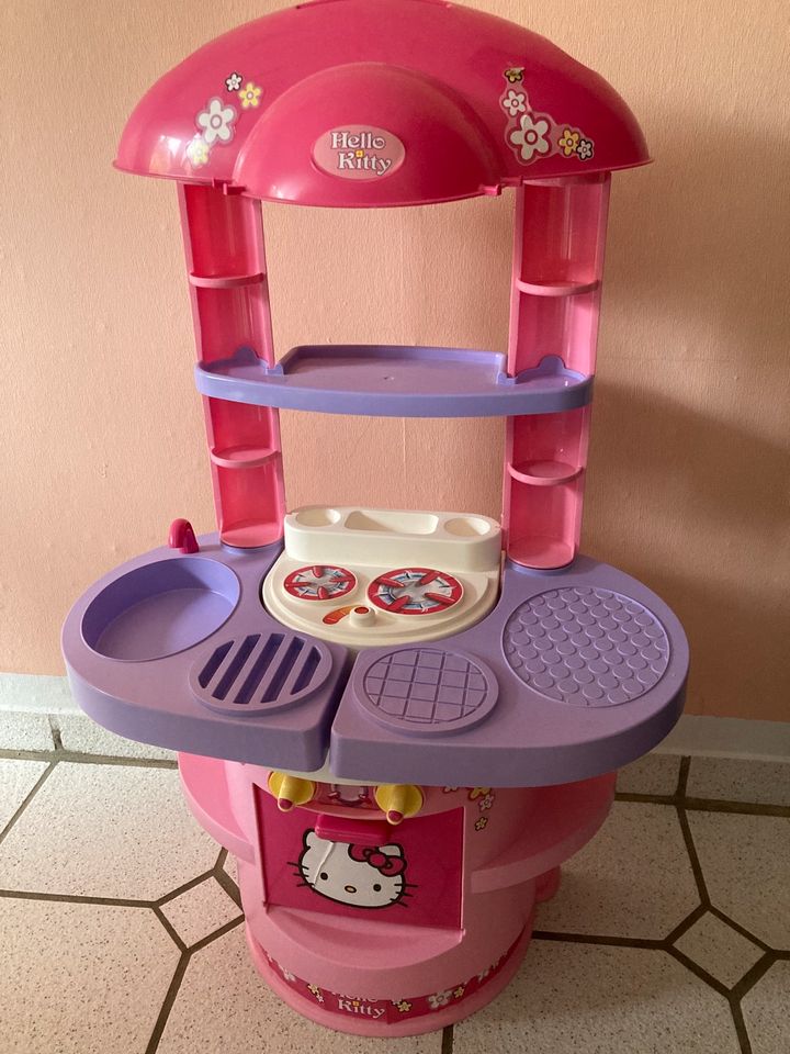 Spielküche*Hello Kitty*pink*Plastik*drinnen*draußen*Kleinkind* in Schwarmstedt