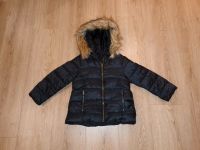 ZARA Girls Gr. 110 size 5 Winterjacke schwarz mit Fellkragen Herzogtum Lauenburg - Büchen Vorschau