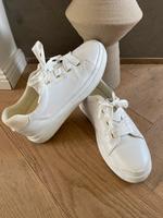 GANT Sneaker weiss/gold NEU Gr. 39 München - Sendling Vorschau