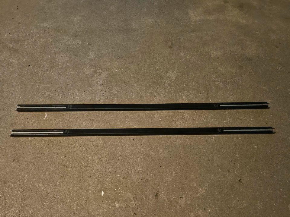 Thule Squarebar Evo 127 cm in Böblingen