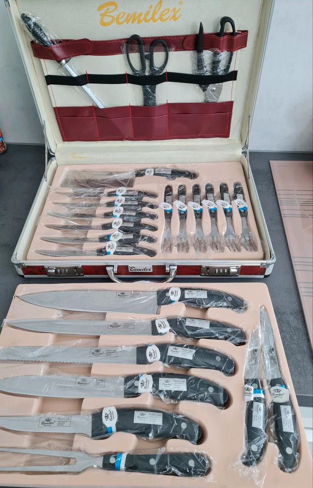 Messerset im Koffer in Bensheim