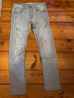 Rebel Herrenjeans Hellgrau, used Look, Gr. 33/34 Berlin - Charlottenburg Vorschau