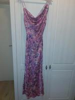 NEU Maxikleid Boohoo Gr. 38 Thüringen - Stadtroda Vorschau