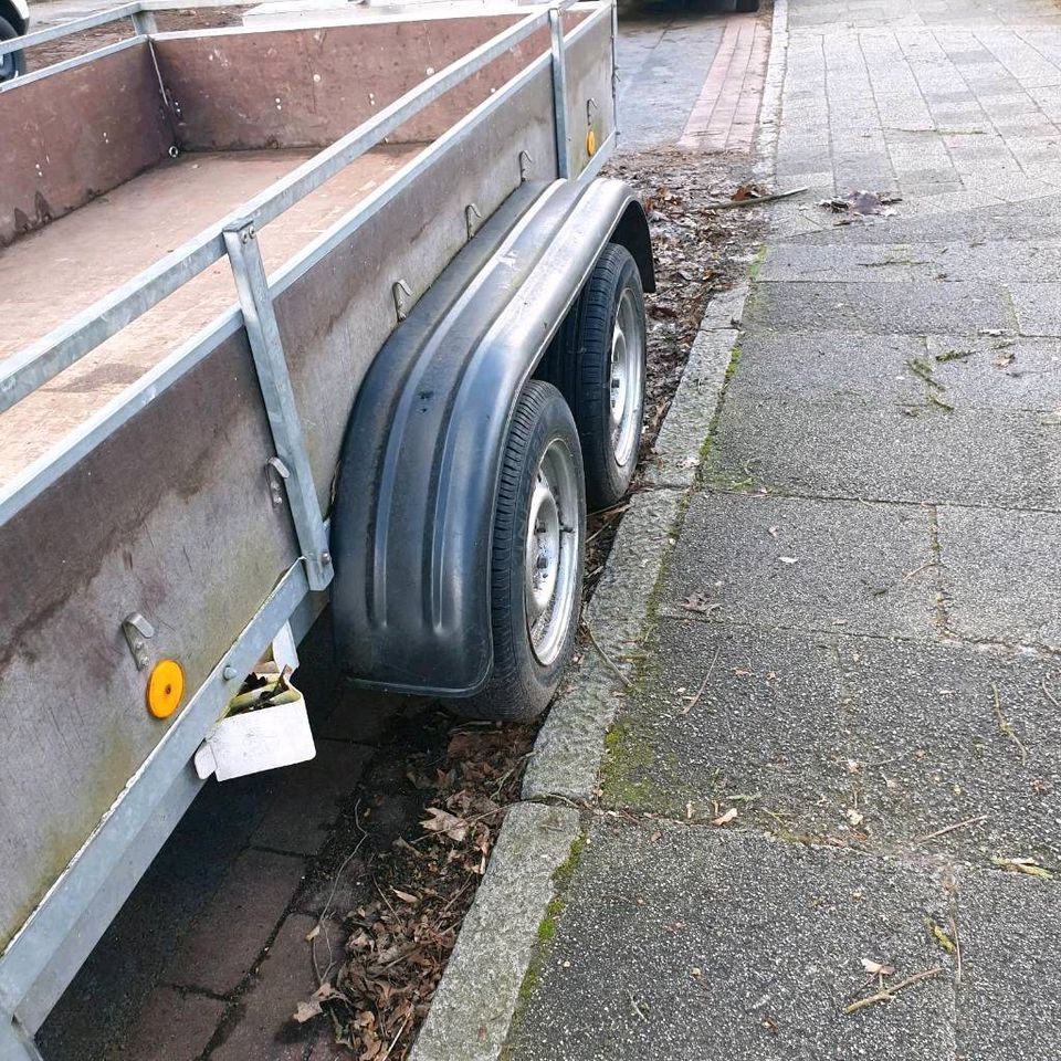 Tandem Anhänger mit plane 2t. TÜV neu in Bremen