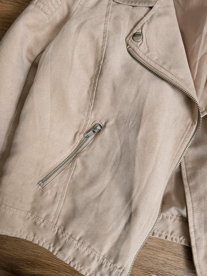 Blazer Bikerjacke leichte Jacke beige Divided H&M Gr. 40 beige in Detmold