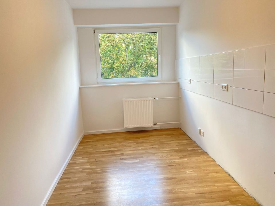 Erstbezug nach Sanierung - 3 Zimmer auf 79 qm! in Berlin