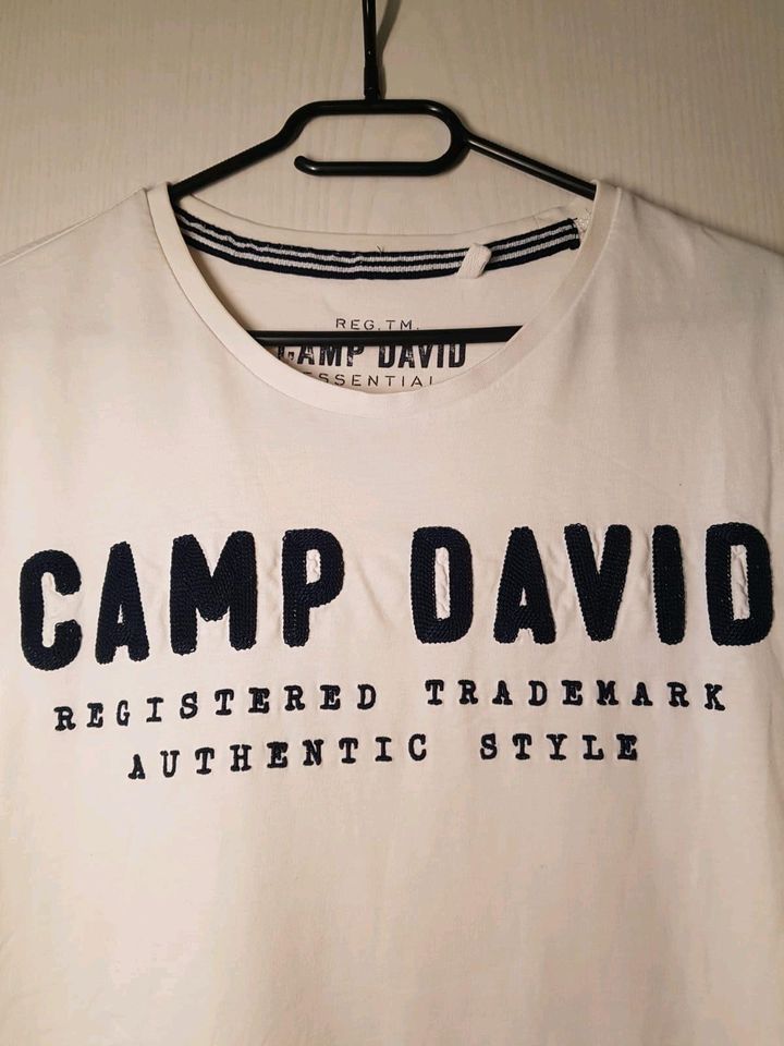 Weißes Camp David T-Shirt in Elsnigk