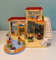 Playmobil Kita Sonnenschein 5567 mit Krabbelgruppe 5570 Bayern - Bad Königshofen Vorschau