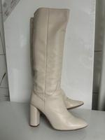 Zara Premium Leder Slouch Stiefel Weiß Grau 40 wie neu Deggendorf - Mietraching Vorschau