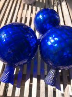 3 Rosenkugeln blau frostbeständig mundgeblasen Hessen - Bruchköbel Vorschau
