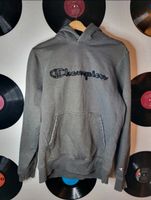 Dicker Vintage Champion Hoodie.-Retro- Guter Zustand! Größe L Leipzig - Connewitz Vorschau