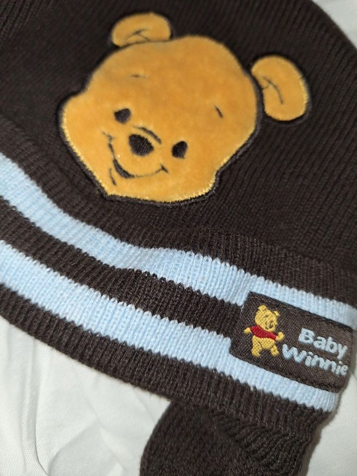 H&M Disney Winnie Pooh Baby Mütze 62 68 wie Neu 2-6 Monate in Northeim