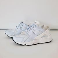 nike air huarache 41 (38) hellblau weiß neuwertiger Zustand Hessen - Wiesbaden Vorschau