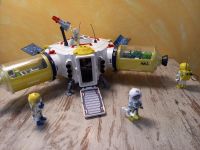 Playmobil Raumstation mit Fahrzeug, Alien Fahrzeug usw. München - Trudering-Riem Vorschau