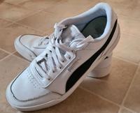 PUMA Sneaker Straßenschuhe Gr. 42 Hessen - Hofbieber Vorschau