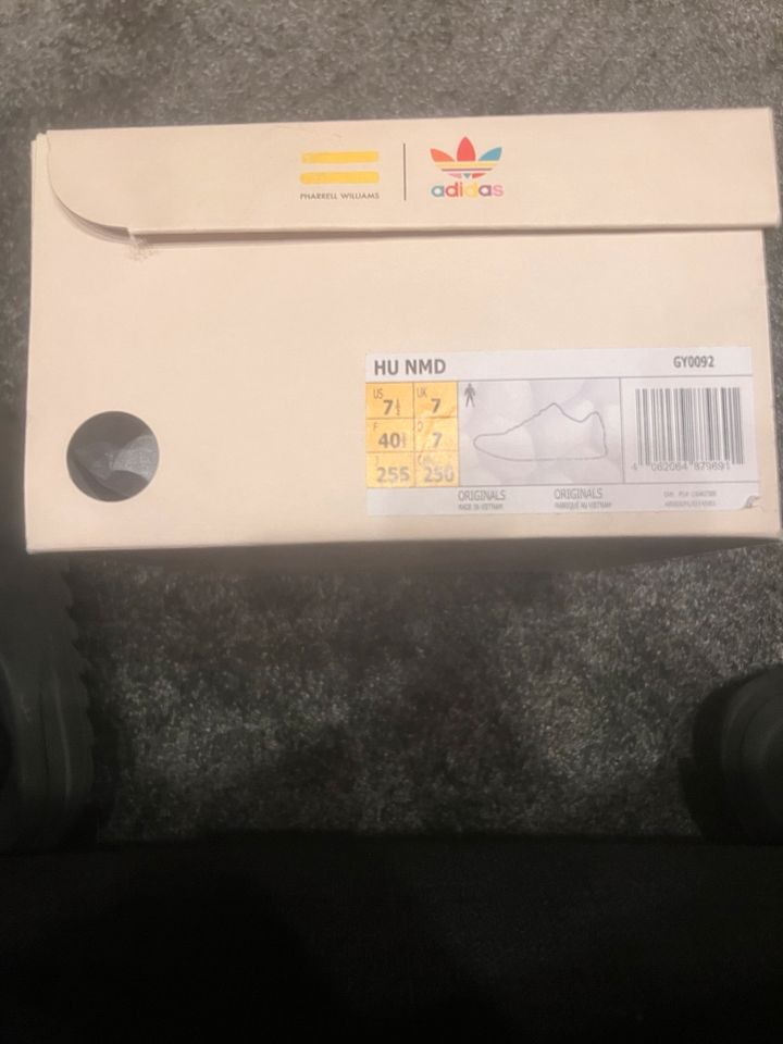 Adidas NMD Hu Pharrell Extra Eye Weiß US 7 / 40 2/3 in Windischeschenbach