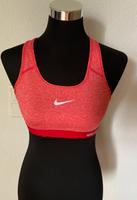 Sport-Top/BH in rot von Nike, Gr. M/38 Sachsen-Anhalt - Halle Vorschau