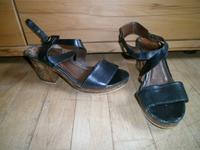 Mjus Airstep Sandale schwarz 40 Plateau Kork top Nordrhein-Westfalen - Krefeld Vorschau