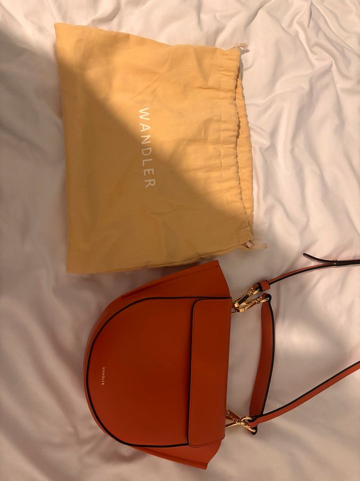 Wandler Hortensia Mini Bag in Orange / Pumpkin in Düsseldorf