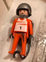 VIESSMANN - Werbefigur - Playmobil - Rodler mit Schlitten Mitte - Tiergarten Vorschau