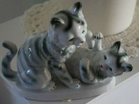 Porzellan-Keramik Figur Spielende Katzen Bayern - Lautertal Vorschau