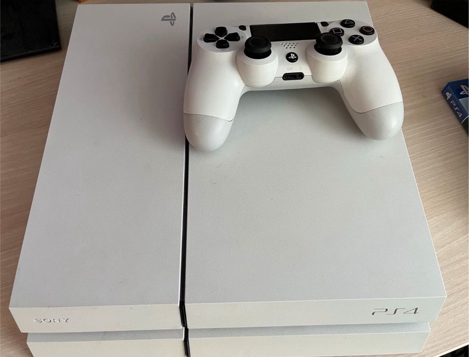 PS4 Sony (500GB) - Weiß/ White in Chemnitz