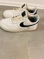 Nike Air force One Gr.40 Sneakers unisex gebraucht Turnschuh Rheinland-Pfalz - Bellheim Vorschau
