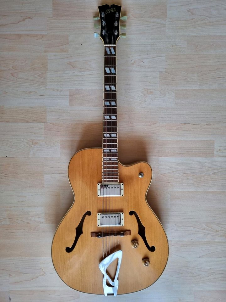 Ralf Falke Ladybird Jazz Gitarre Byrdland Specs mit Gibson Saiten in Düsseldorf