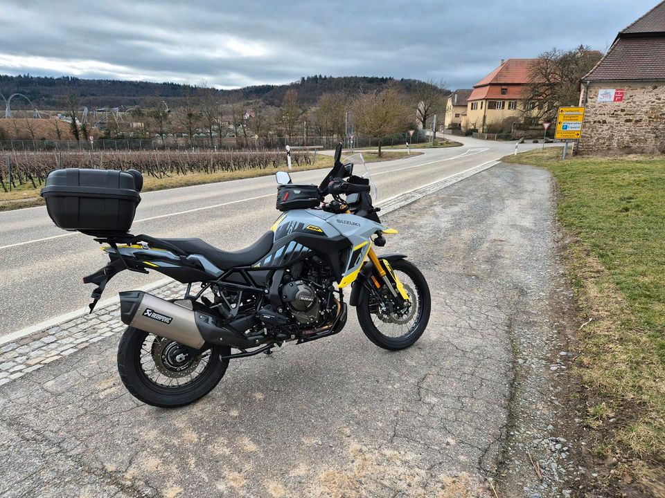 Suzuki V Strom 800 DE, VOLLAUSSTATTUNG, TEMPOMAT in Großbottwar