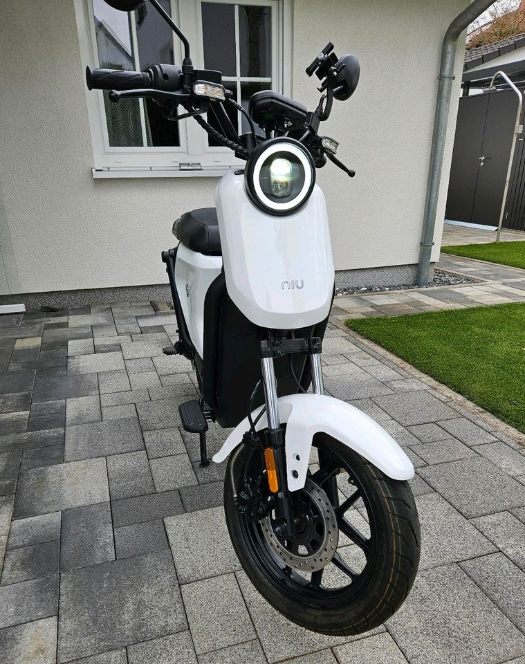 NIU UQI U PRO GT ELEKTRO MOTORROLLER,Wohnmobil in Bassenheim