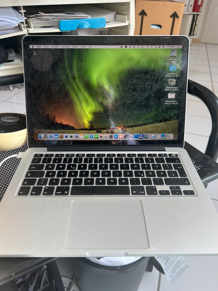 MacBook Pro Retina 13 A1502 in Eutingen