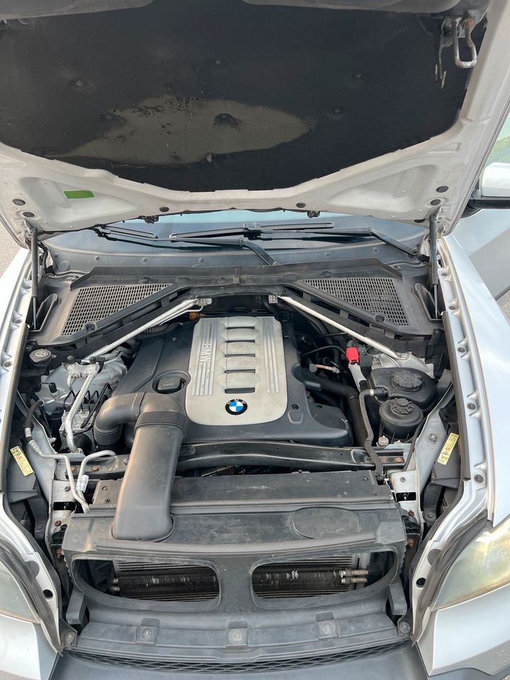 BMW E70 X5 3.0 D M57 AHK, Pano Dach, Leder, Android Radio, PDC in Borken