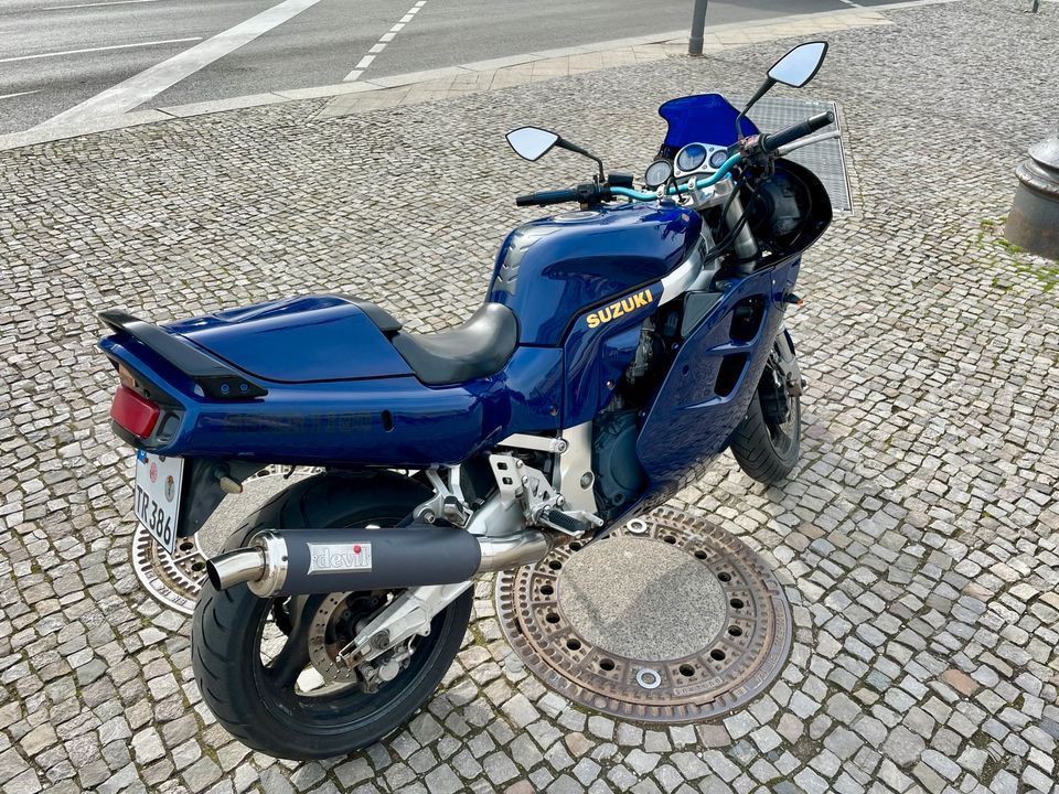 Suzuki GSX-R 1100 GUV75C in Berlin