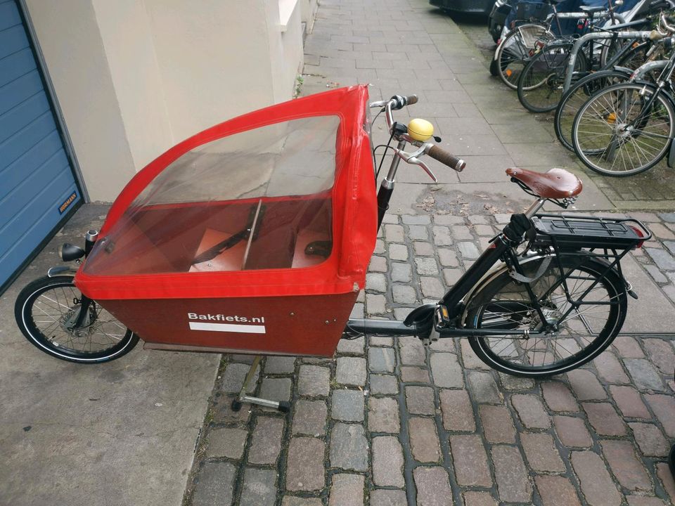 Bakfiets Cargo Long 2 Bänke, Maxi-Cosi Halter: Akku/Motor Defekt in Hamburg