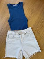 zwei Sets: oberteil mit weißem Short Nordrhein-Westfalen - Pulheim Vorschau