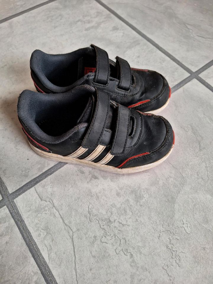 Adidas Turnschuhe Größe 27 in Erfurt