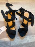 H&M Sandalen schwarz 40 NEU Hessen - Niedenstein Vorschau