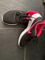 Neuwertige Nike Sneaker 37,5 Bayern - Münchberg Vorschau