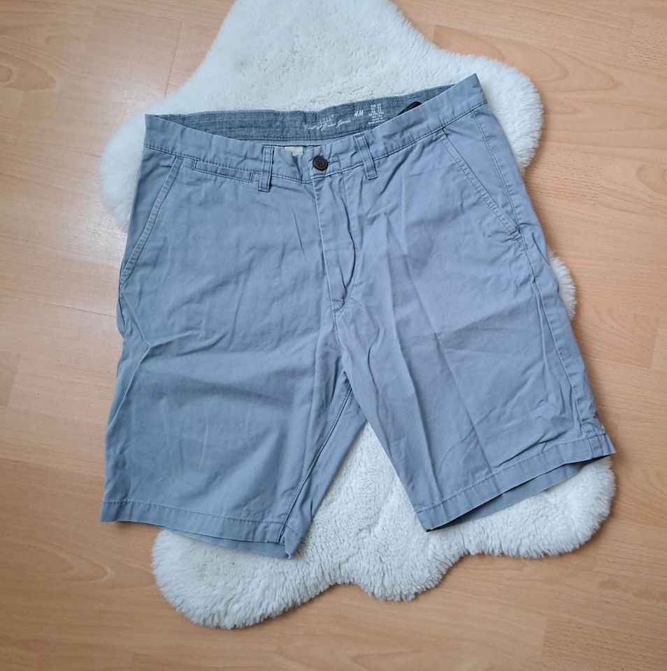 H&M Herren Shorts grau 33 M Top Zustand in Weinstadt