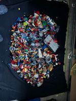 Lego Kiloware ca 15 kg mit Kiste Nordrhein-Westfalen - Soest Vorschau