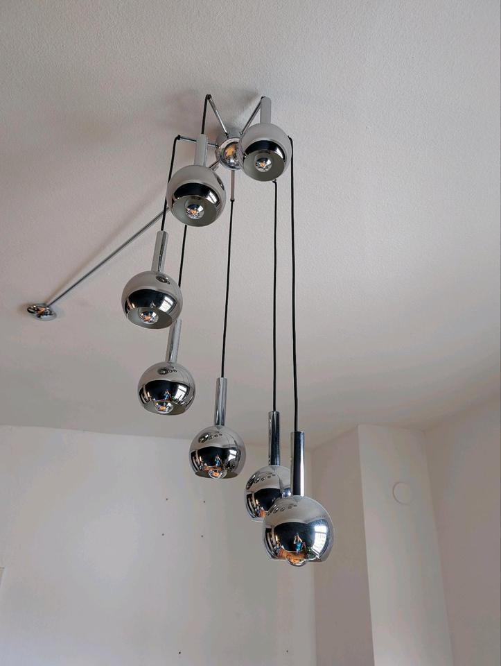 60er Kaskaden Lampe Mid Century Kronleuchter Chrom Eyeball in Karlsruhe