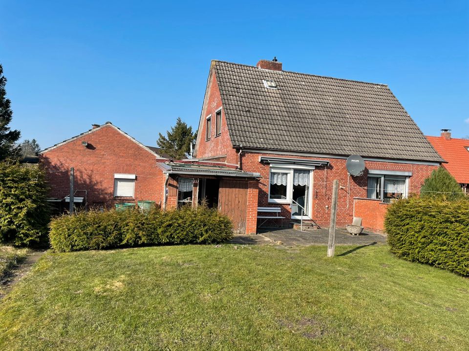 Einfamilienhaus mit Garage, Werkstatt, Abstellraum in Wittmund